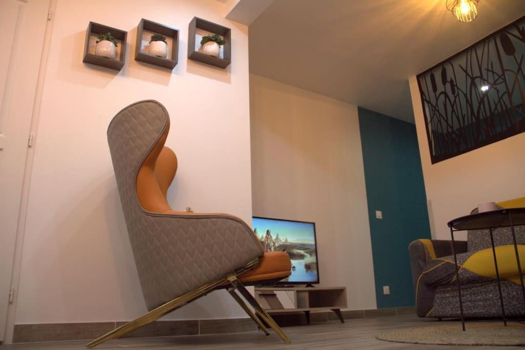 Logement Cosy - Proche Du Prado Bourges Eksteriør billede