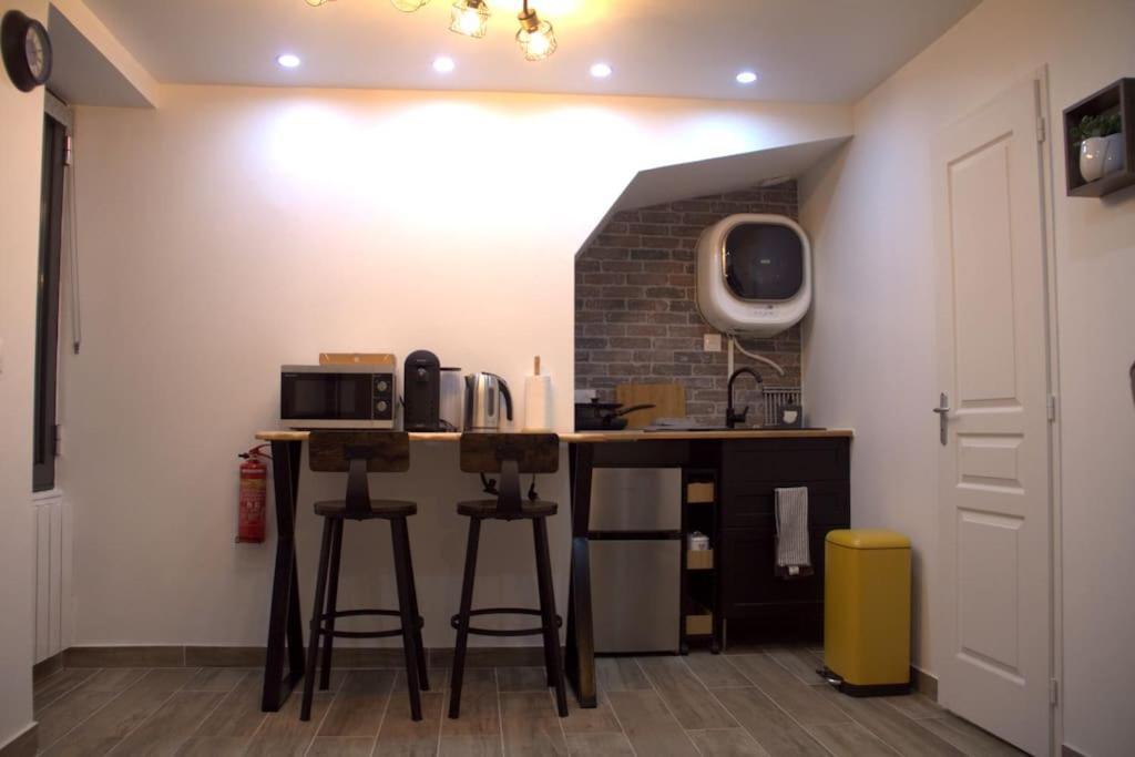 Logement Cosy - Proche Du Prado Bourges Eksteriør billede